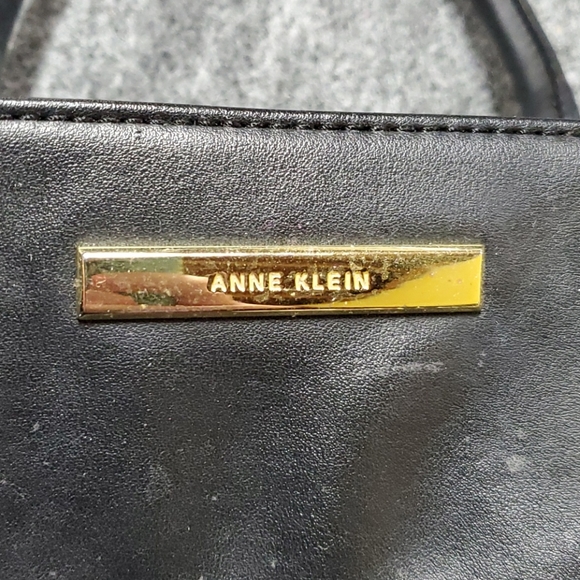 Anne Klein Purse - Picture 2 of 2